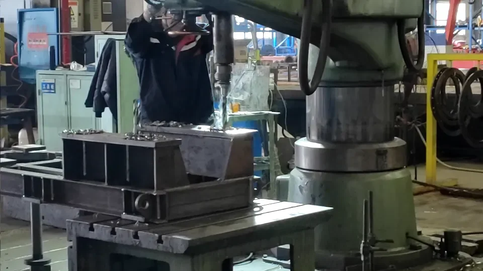 videos 3 Pump&motor Common Base Machining
